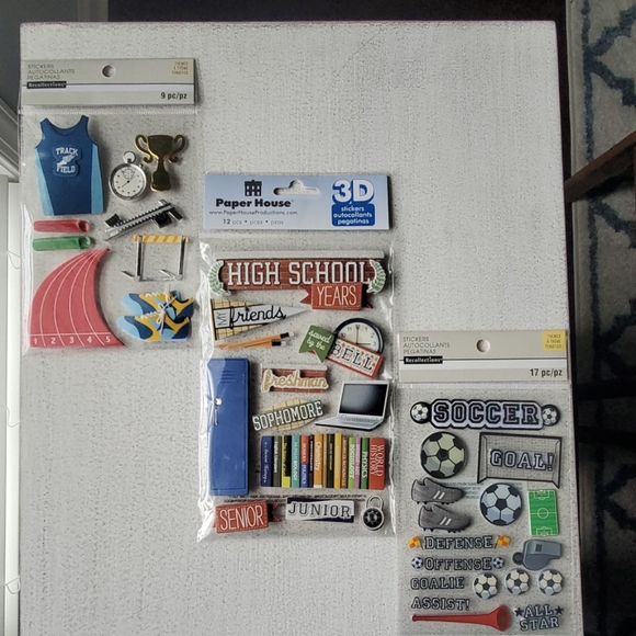 ASSORTED SPORTS  THEMED STICKERS - Picture 1 of 2